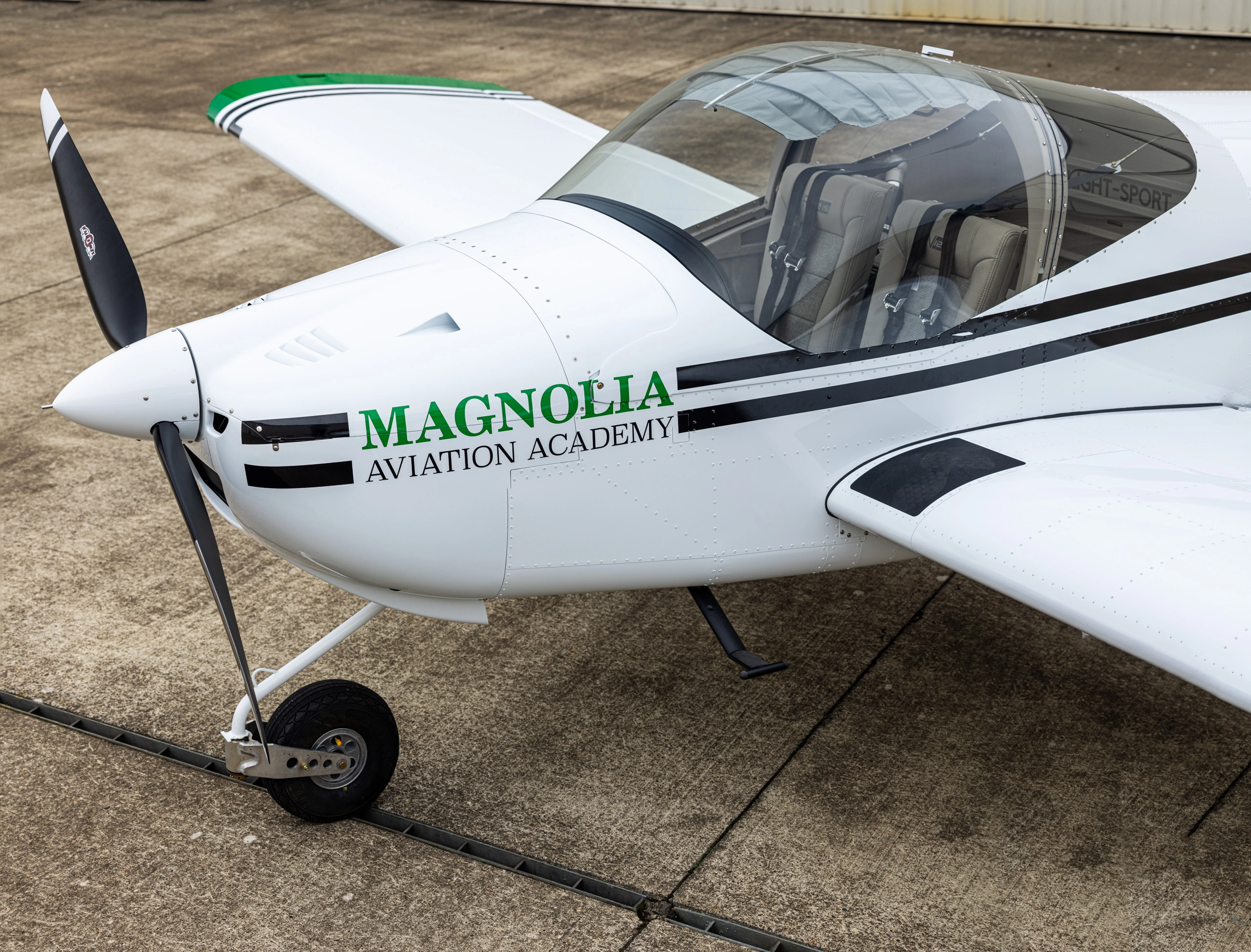 Commercial Pilot Training